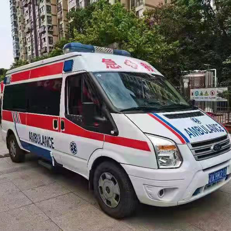 华蓥长途救护车护送病人返乡
